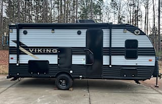 2022 Coachman Viking 18DBU