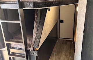2022 Jayco Jay Feather 24BH