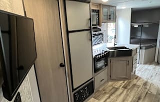 2022 Dutchmen RV Coleman Light 2755BH