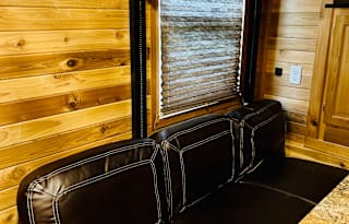 2019  24’ RV Grand Castle by Ice Castle