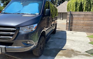 2022 Thor Motor Coach Sanctuary 19L