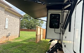 Trempert Momentum Toyhauler