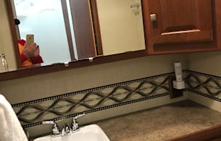 2015 Winnebago Vista 30T.