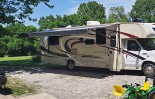 2020 Coachmen RV Leprechaun 319MB Ford 450