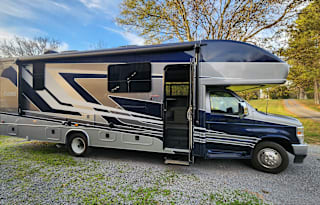 Super Nova - Luxury Basecamp (Veteran Owned)