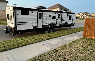 2022 Forest River RV PUMA 32BHQS