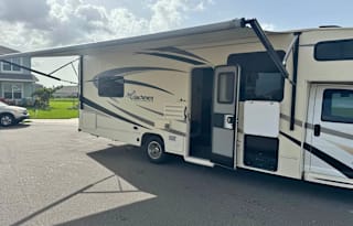 Family RV + Free E-Bike! 2017 Coachmen 27QB
