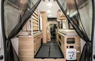 2025 Winnebago Solis PX - 411125