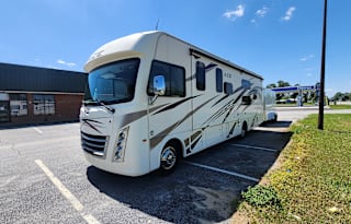 2019 Thor Motor Coach ACE 30.2