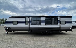 Family Friendly RV with Plenty of Space