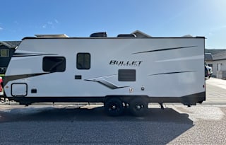 2022 Keystone RV Bullet Crossfire 2200BH