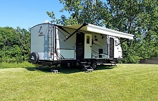 [[GORGEOUS]] 2021 Jayco White Hawk 27RB; Sleeps 6
