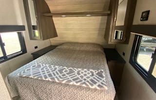 "Bessie” 2021 Jayco Jay Flight