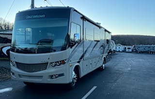 2018 Forest River RV Georgetown 5 Series 36B5