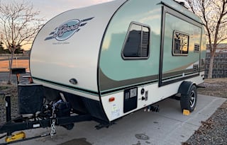 2017 Super Cute Dog-Friendly R Pod
