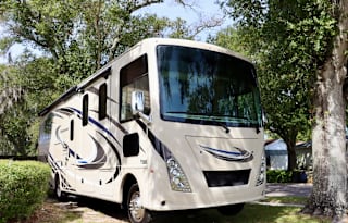 2018 Class A Thor Motor Coach Windsport