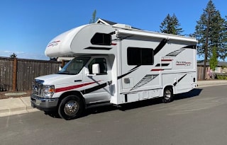 2020 Thor Motor Coach Freedom Elite