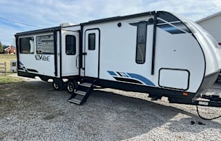 2021 Forest River Vibe 28RL