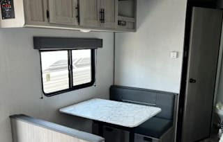 2022 Dutchmen RV Coleman Lantern LT Series 274BH