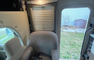 2021 Thor Motor Coach - Freedom Elite