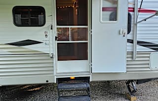 Clean and Comfy Camping Holiday