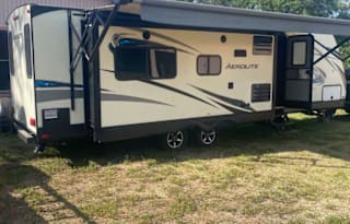 Spacious Luxury Travel Trailer Delivered To you!