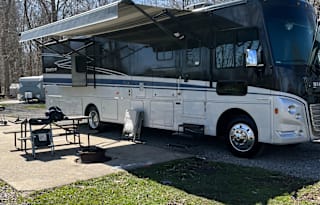 CC RVING LLC