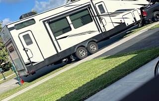 2020 Keystone RV Montana High Country 335BH