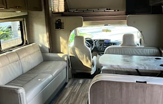 2021 Thor Motor Coach Four Winds 30D