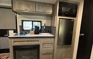 Clean and Comfy 2024 Cruiser Avenir