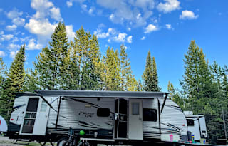 2 Door Trailer Big Bunks! Essentials Included