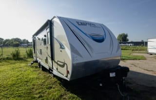 Coachman Freedom