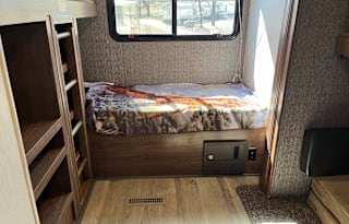 2019 Heartland Pioneer DS 320