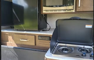 The Luxe Laredo