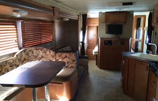 Great Trailer for Camping*Bunk Beds*Slide out*Delivery only*