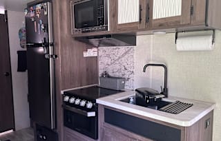 2021 PrimeTime Avenger Bunkhouse