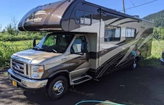 30 Feet of Luxury!