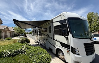 FR3 Class A 2023 – No CDL, Perfect for Burning Man