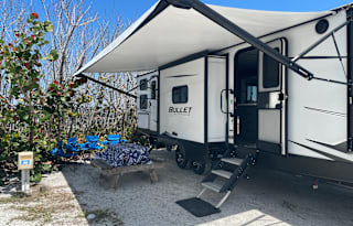 Julie's Family Ready Getaway with Bunkhouse