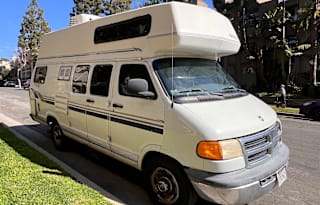 Amazing Mini Motorhome Sleeps 4. All New!