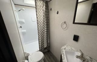 Jess & Josh's Kid Approved RV Rental