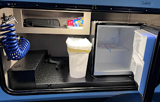 2024 Jayco Travel Trailer! Sleeps 8!! Delivery!!