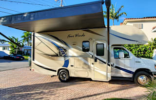 Thor Motor Coach Four Winds 24 Ft.- EARLY PICK UP