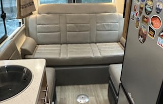 2020 Coachmen RV Beyond 22C RWD