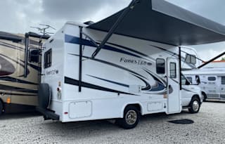 2022 Forest River RV Sunseeker LE 2251 Ford R1057