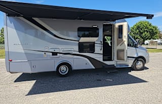 Bill’s Awesome Adventure RV