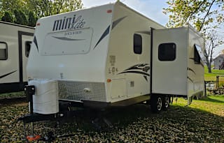 2015 Forest River RV Rockwood Mini Lite 2104S