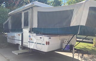 Pop-up camper