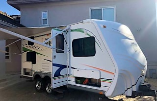2009 Pacific Coachworks Tango Twist