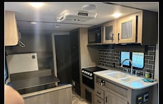 2021 Keystone Hideout BUNKHOUSE, Sleeps 6, Pets+